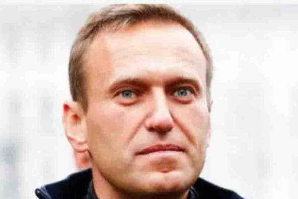 बेलायतको दाबीः रूसले विपक्षी नेता एलेक्सी नाभाल्नीलाई ‘डार्ट फ्रग’ विषबाट मार्यो