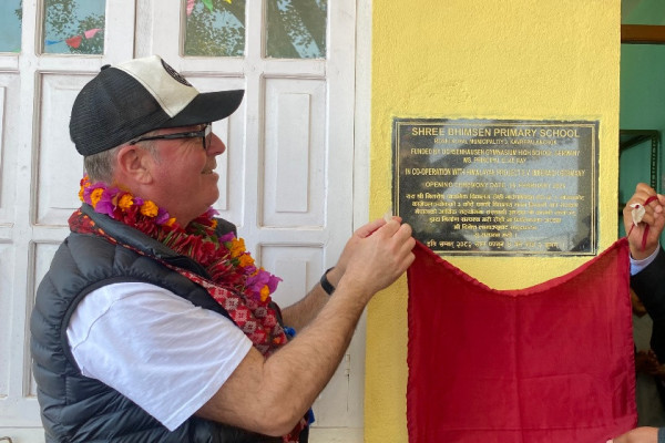 जर्मन विद्यार्थीको सहयोगमा विद्यालय भवन निर्माण