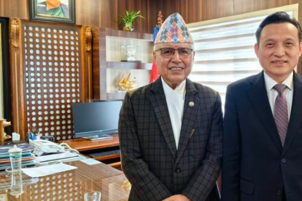 अर्थमन्त्री र चिनियाँ राजदूतबिच भेट : नेपाल-चीन आर्थिक साझेदारी सुदृढ बनाउने प्रतिबद्धता