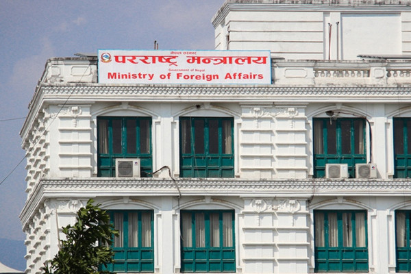 सरकारद्वारा इजरायल र इरानमा रहेका नेपालीलाई उच्च सतर्क रहन आग्रह, सम्पर्क नम्बर जारी