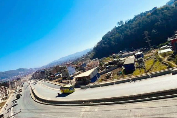 धमाधम विस्तार हुँदैछ गौरवको योजना: सूर्यविनायक–धुलिखेल सडक