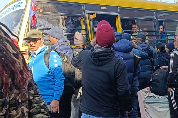 कालीकोटका सबै मतदान केन्द्रमा पुग्यो निर्वाचन सामग्री