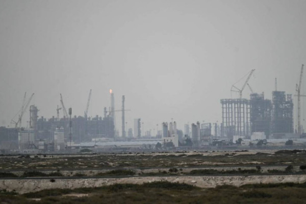 कतारले ग्यासको उत्पादन रोकेपछि ४५ प्रतिशत मूल्य बढ्यो