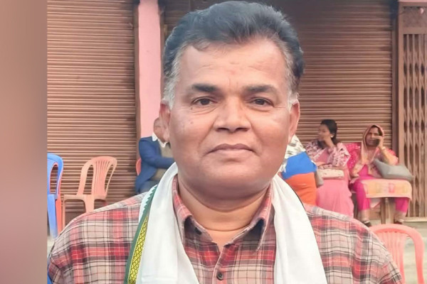 सिरहा क्षेत्र नं. ३ का जसपा नेपाल उम्मेदवार अशेश्वर यादव पक्राउ