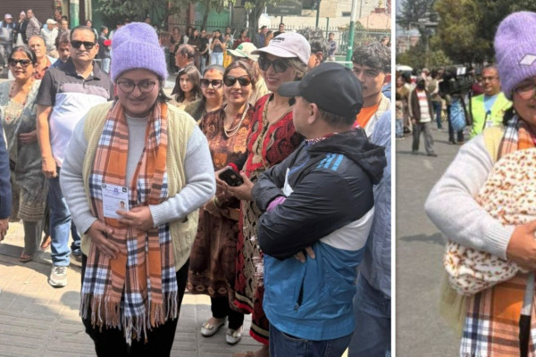 दश दिनको बच्चा बेकेरै मतदान गर्न पुगिन् रञ्जु दर्शना