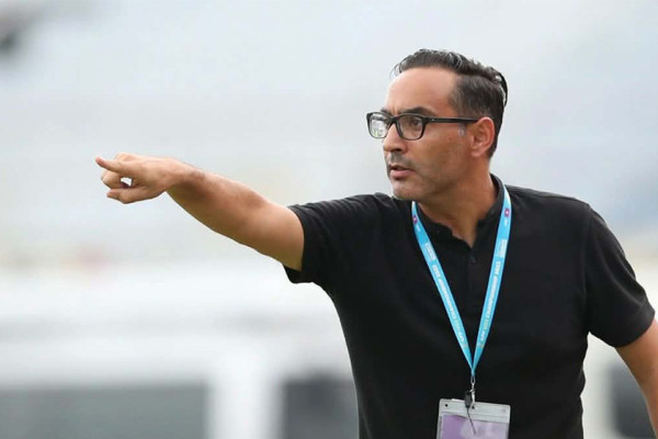 को हुन् फुटबलका नवनियुक्त प्रशिक्षक गुग्लिएल्मो एरेना ?