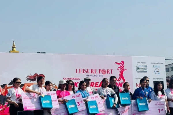 हाफ म्याराथनमा सन्तोषी श्रेष्ठ पहिलो