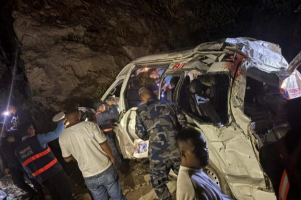 गोरखा माइक्रोबस दुर्घटना अपडेटः सात जना भारतीयको मृत्यु