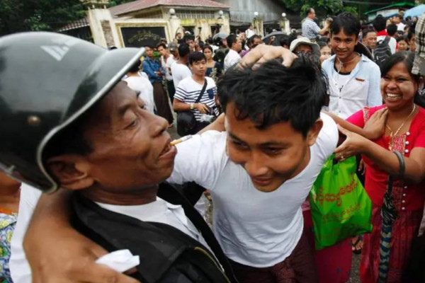 म्यान्मामा संसद् बैठकअघि १० हजारभन्दा बढी कैदीलाई माफी